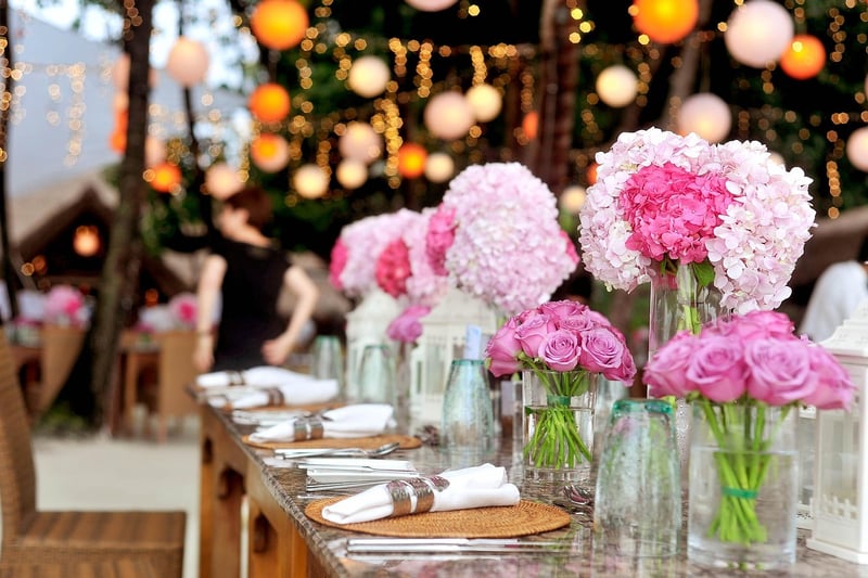 Romantic Ballroom Wedding Decor